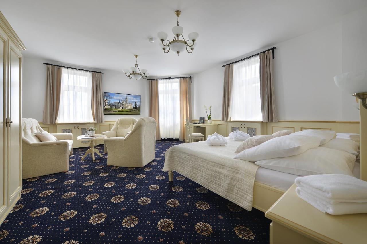 Hotel Podhrad Hluboká nad Vltavou Exterior foto