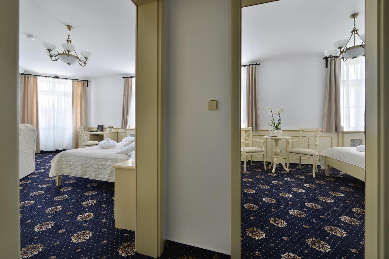 Hotel Podhrad Hluboká nad Vltavou Exterior foto