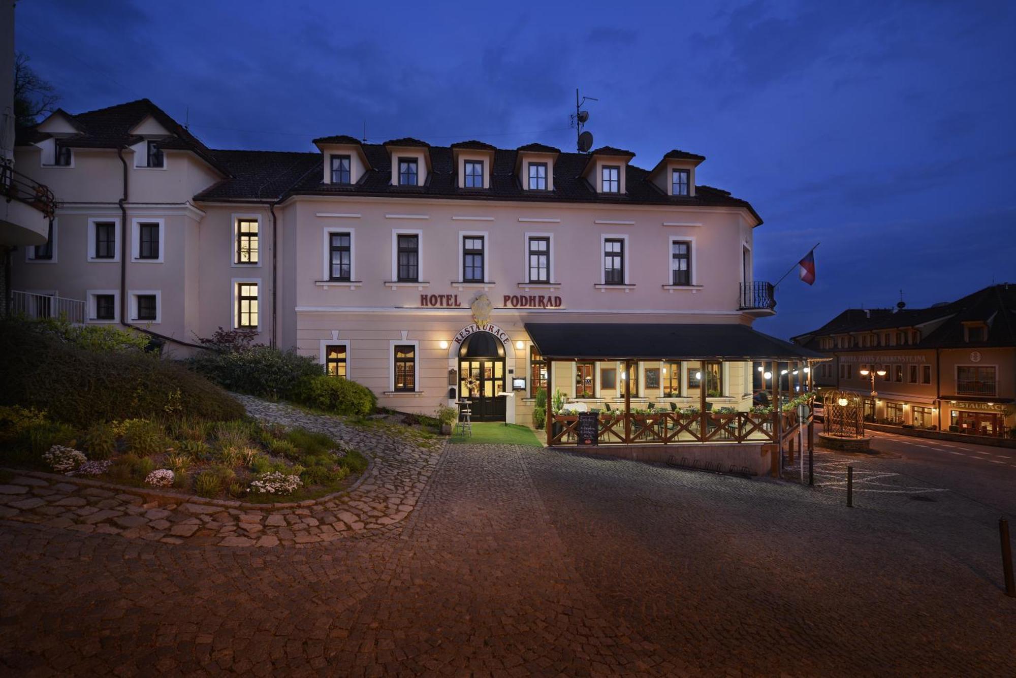 Hotel Podhrad Hluboká nad Vltavou Exterior foto