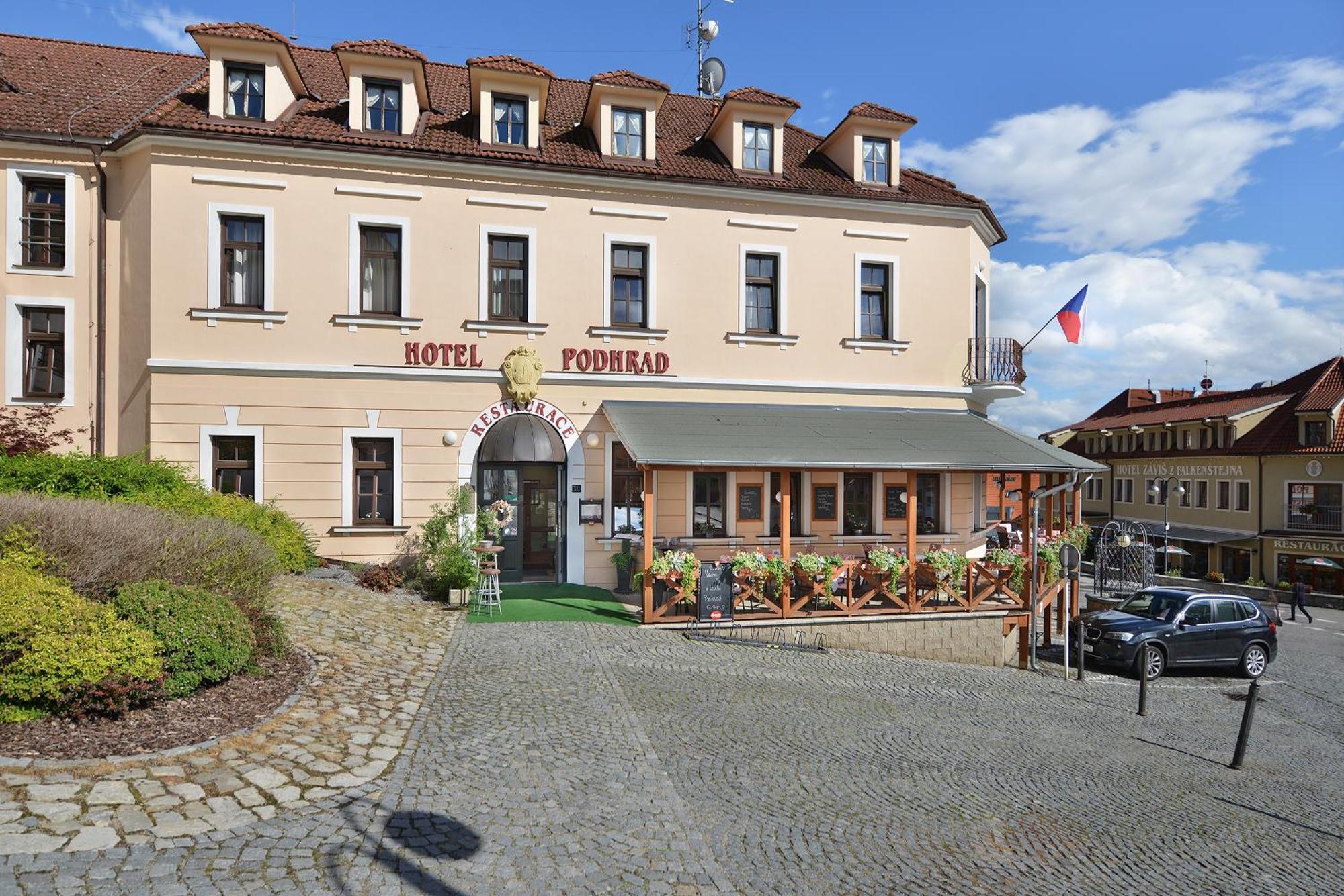 Hotel Podhrad Hluboká nad Vltavou Exterior foto